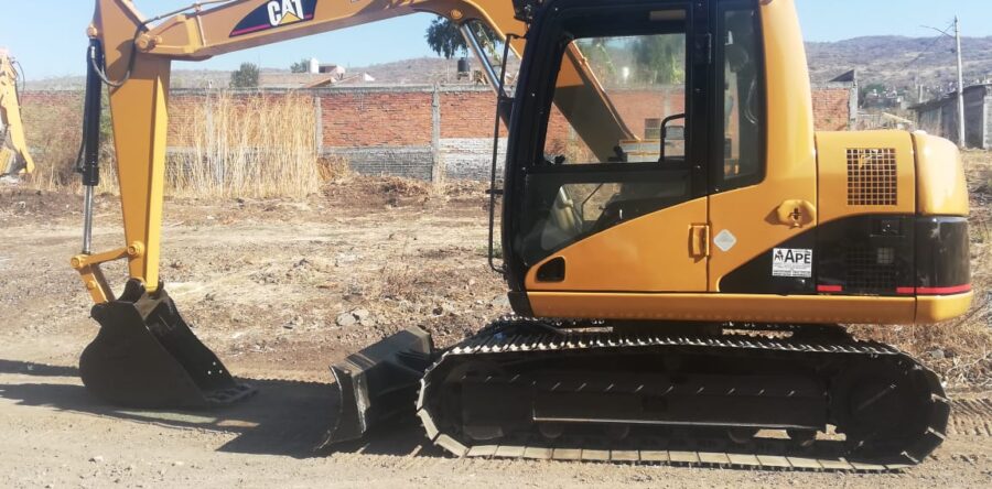 MINIEXCAVADORA CAT 307C